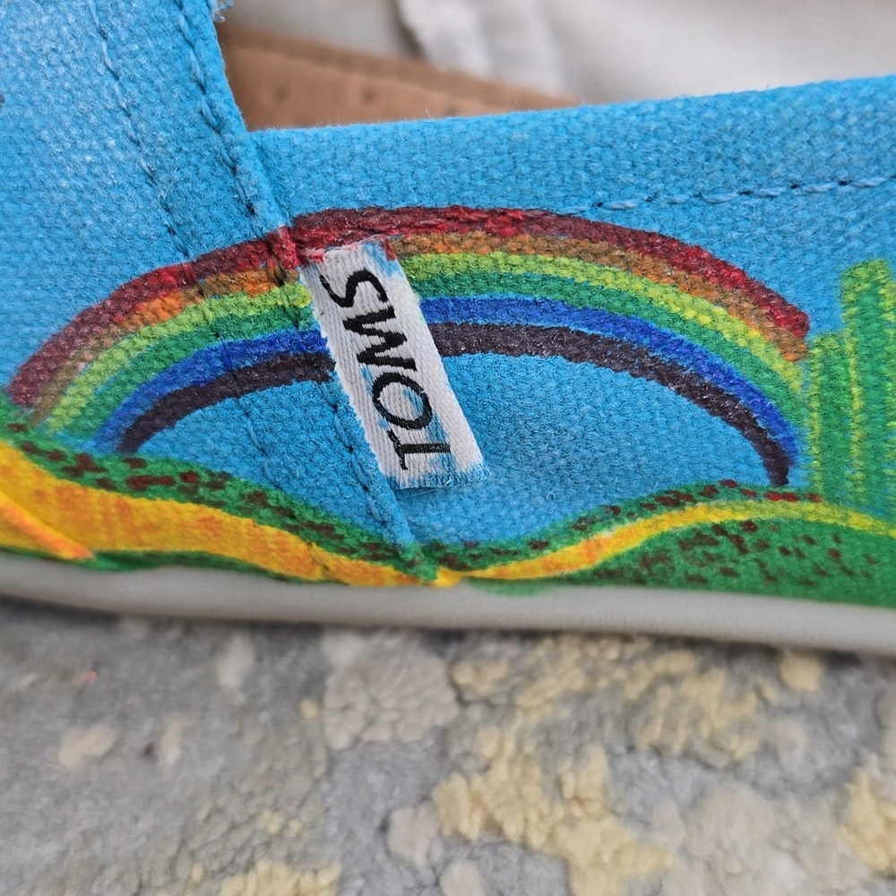 TOMS Wizard of Oz Slip-Ons Alpargata Custom Painted Size 7.5 - Picture 6 of 14
